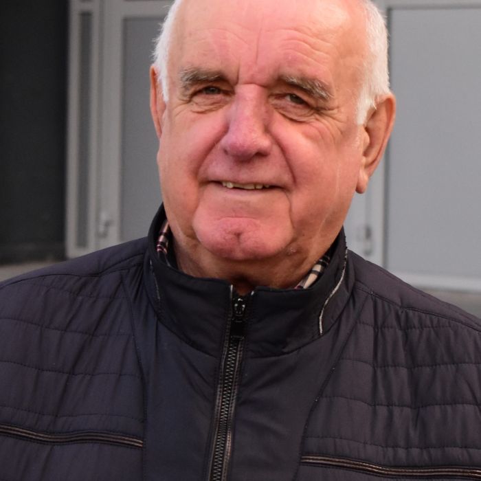 70 -летний юбилей отмечает ветеран педагогического труда Александр Алексеевич Алексеев