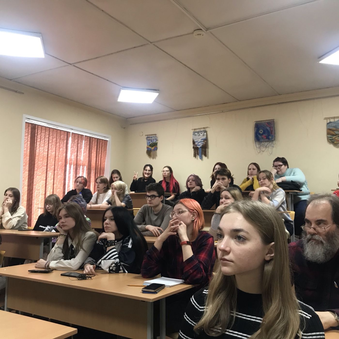 Встреча студентов художественных специальностей из Пскова и Санкт-Петербурга состоялась в колледже искусств
