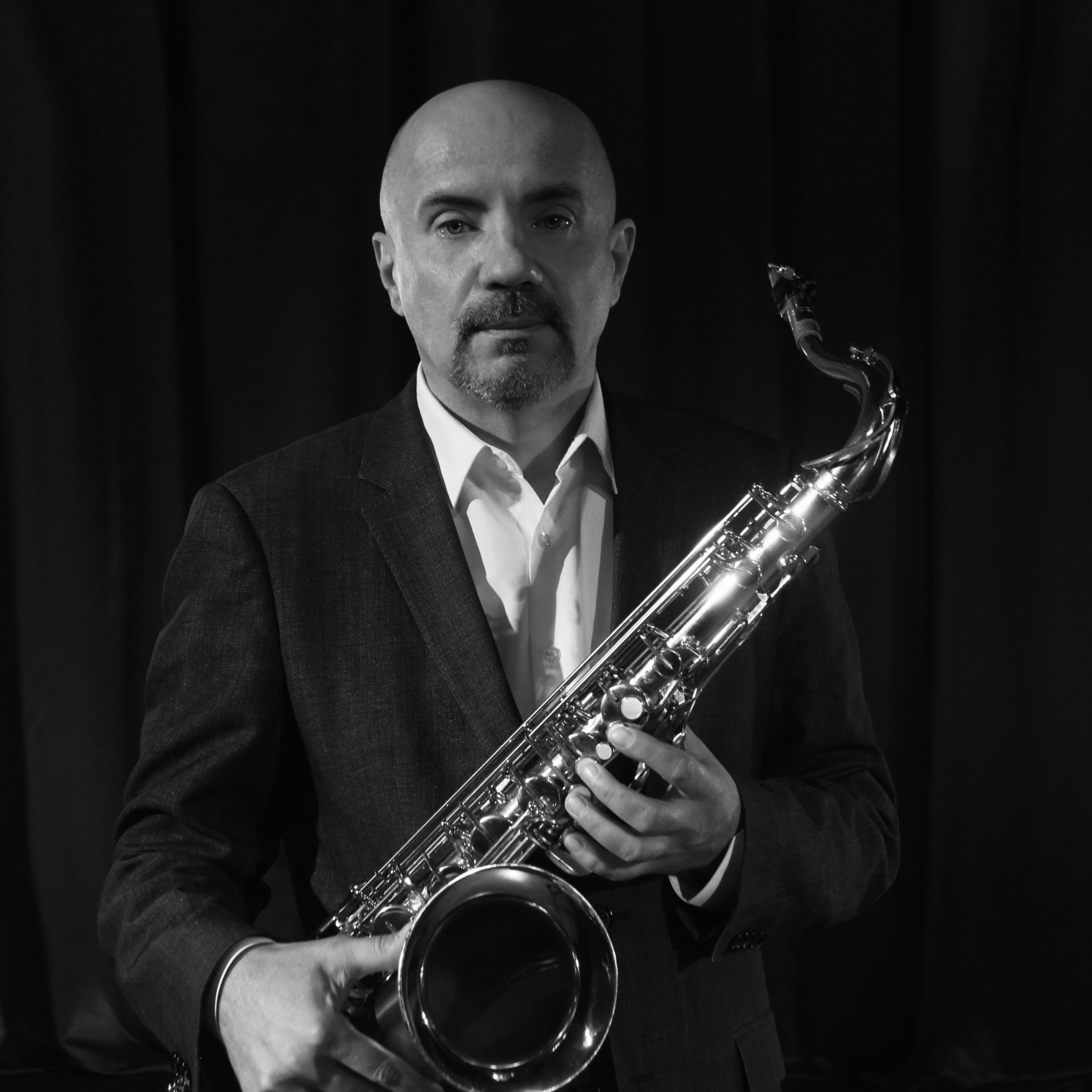 na-58-godu-ushyol-iz-zhizni-saksofonist-klarnetist-dirizhyor-uchitel-otets-drug-kollega-arkadij-galkovskij