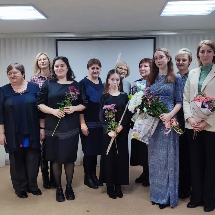 Авторский концерт студентки колледжа искусств Анастасии Прокофьевой прошёл в ДШИ п. Палкино