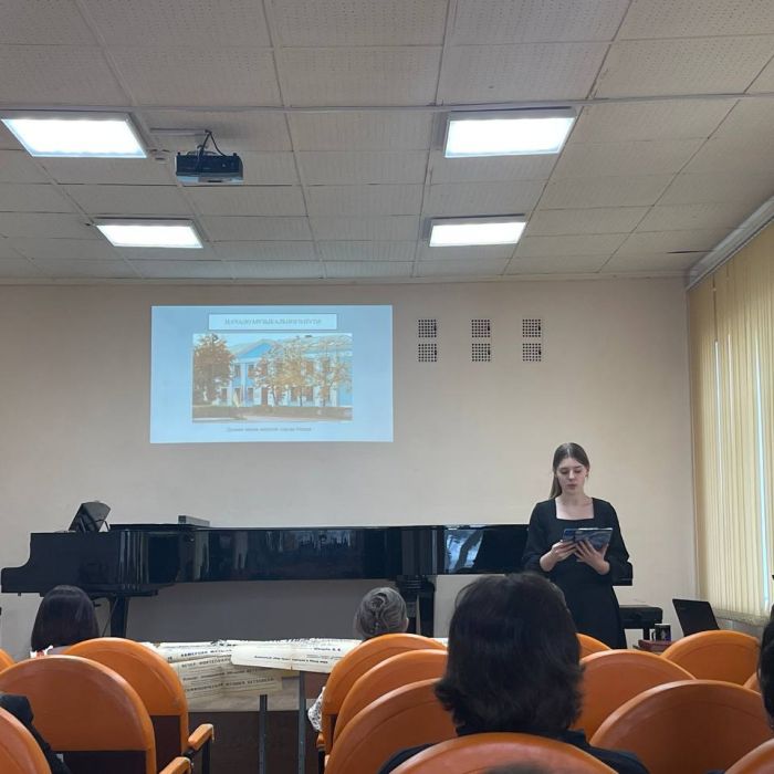 Конференция «Традиции фортепианной школы Псковской области» прошла в колледже искусств